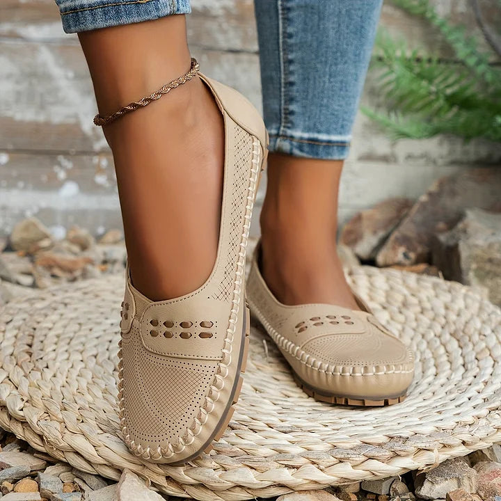 Jasmin | Damen Perforierte Komfort Slip On Loafer