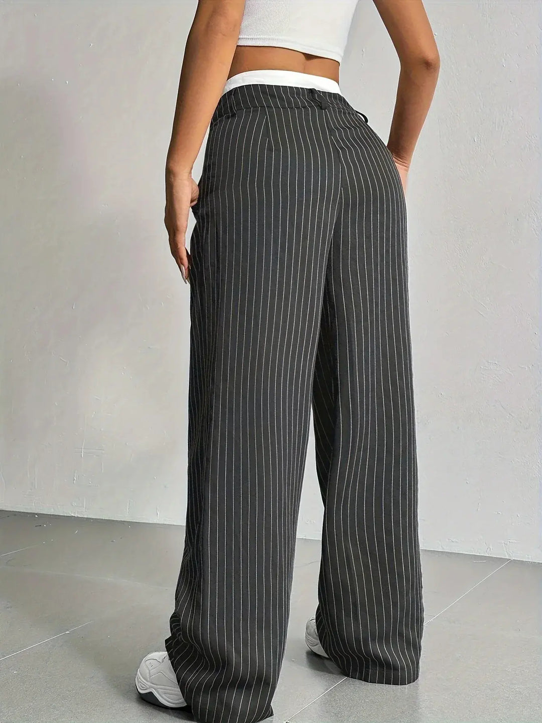 Rosalinde | Elegante Nadelstreifen-Hose
