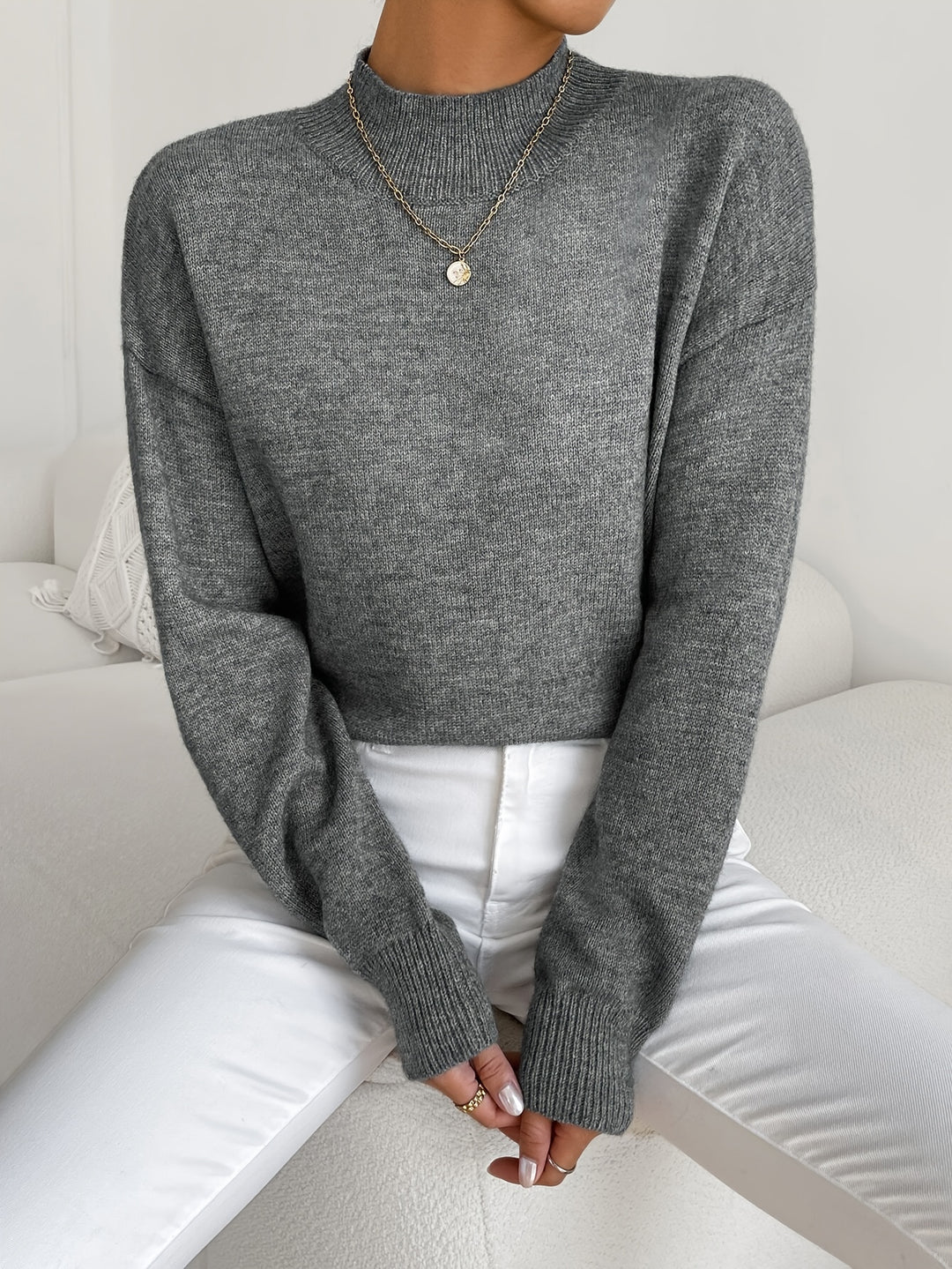 Thekla | Eleganter Stehkragen-Pullover