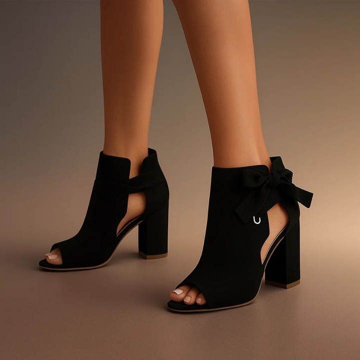 Ricarda | Elegante Peeptoe-Sandaletten mit Schleife