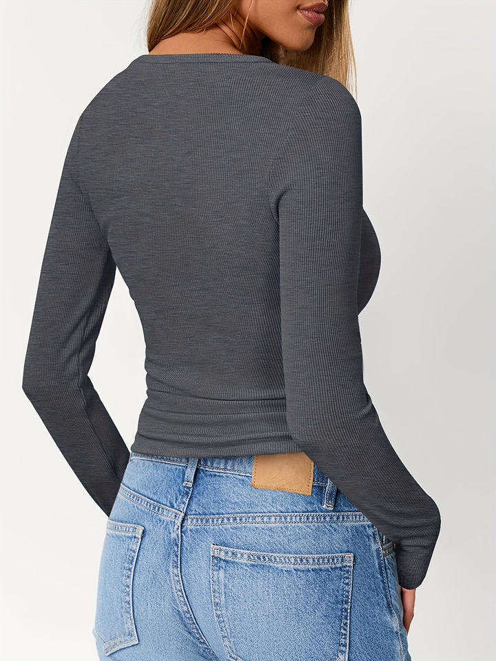 Rita | Figurbetontes Langarmshirt mit Knopfleiste