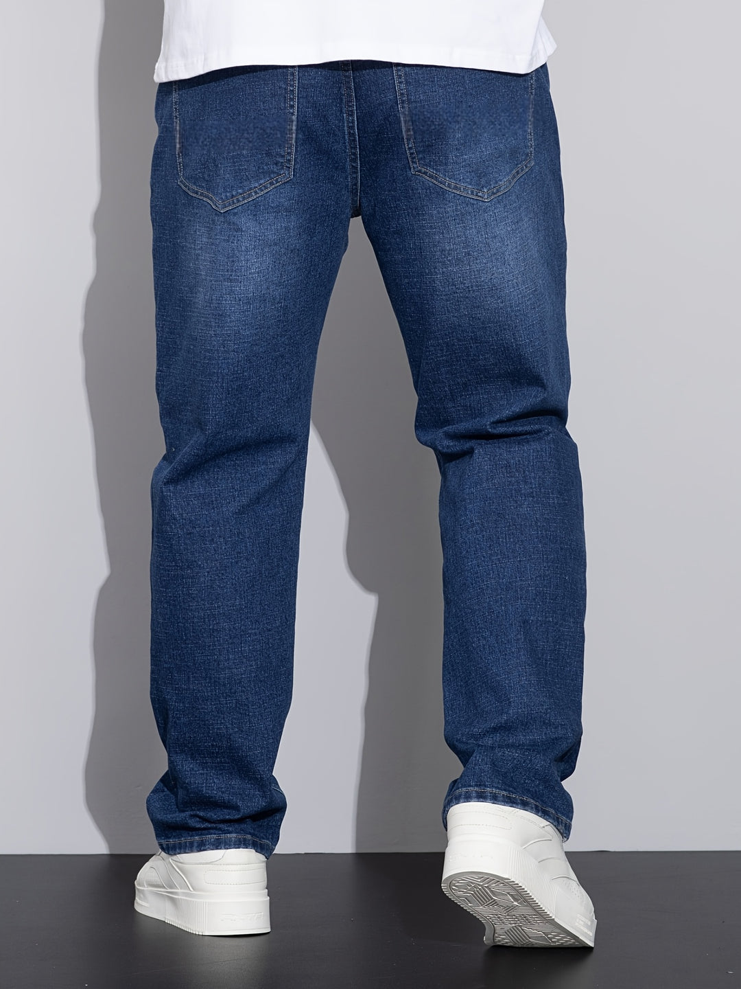 Julius | Bequeme Straight-Fit Jeans