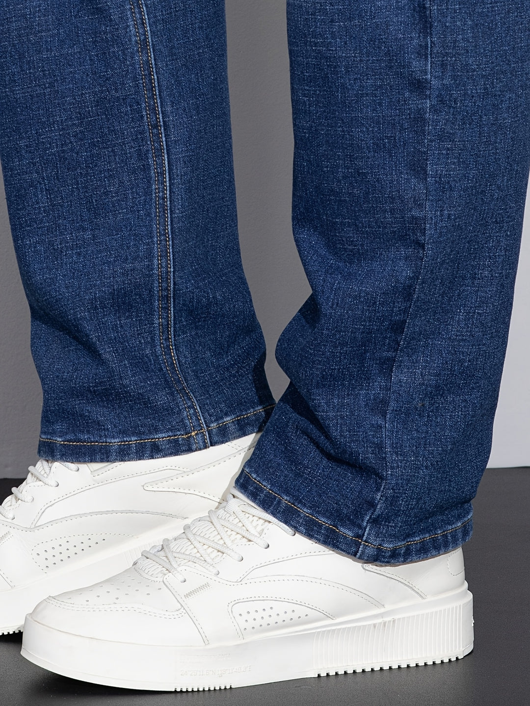Julius | Bequeme Straight-Fit Jeans