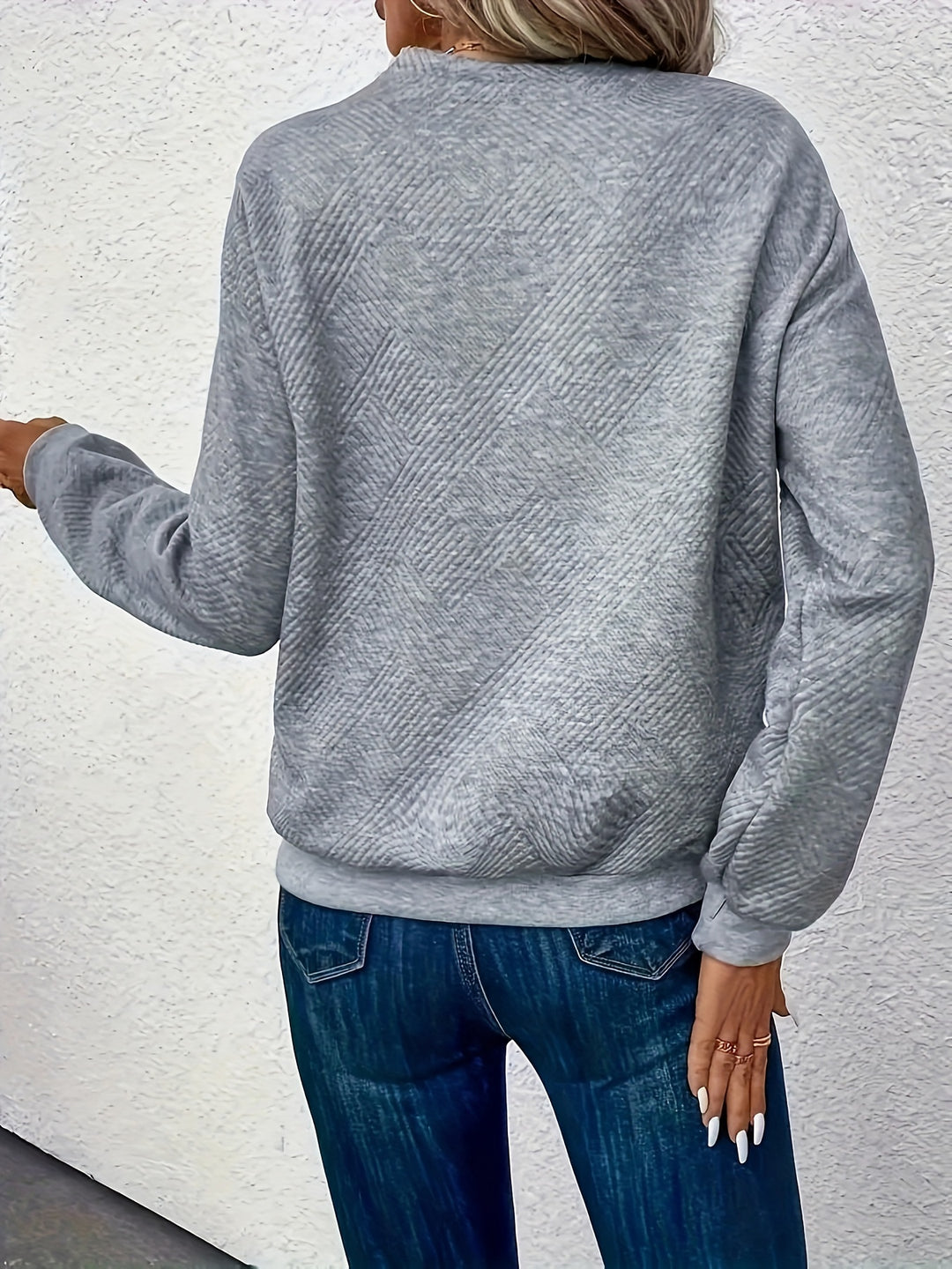 Dagmar | Eleganter Pullover mit Knopfdetail