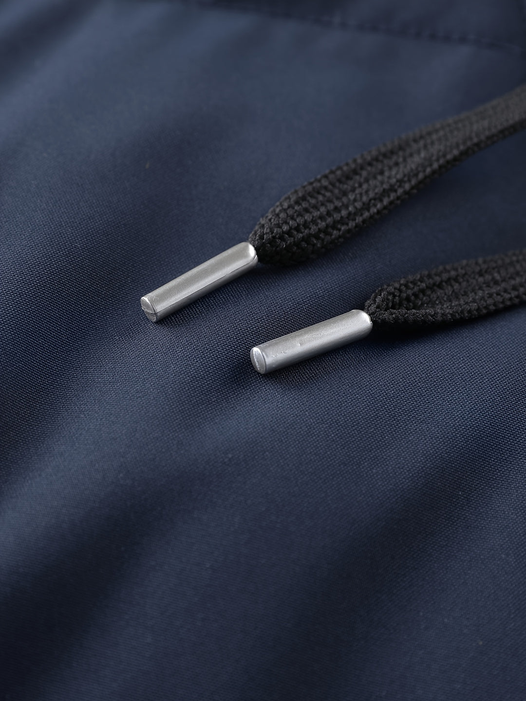 Uwe | Wärmende Kapuzen-Steppjacke