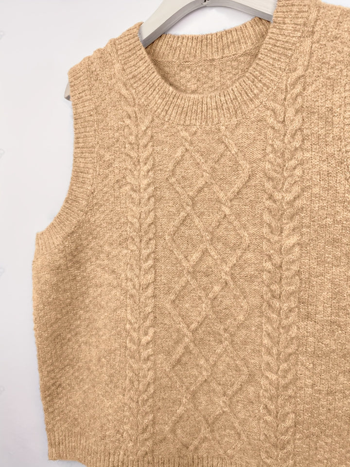 Hilde | Zopfgestrickter Pullunder mit Rundhals