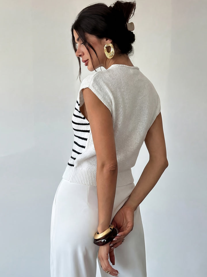 Ute | Elegantes Kurzarm-Top mit Stehkragen