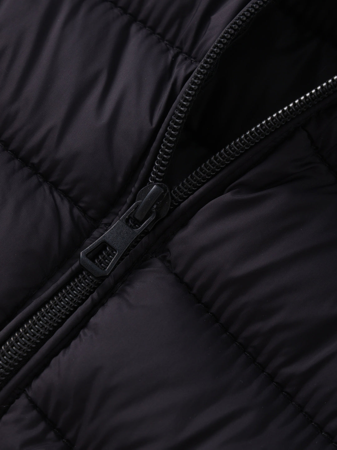 Melanie | Leichte Steppjacke mit Stehkragen