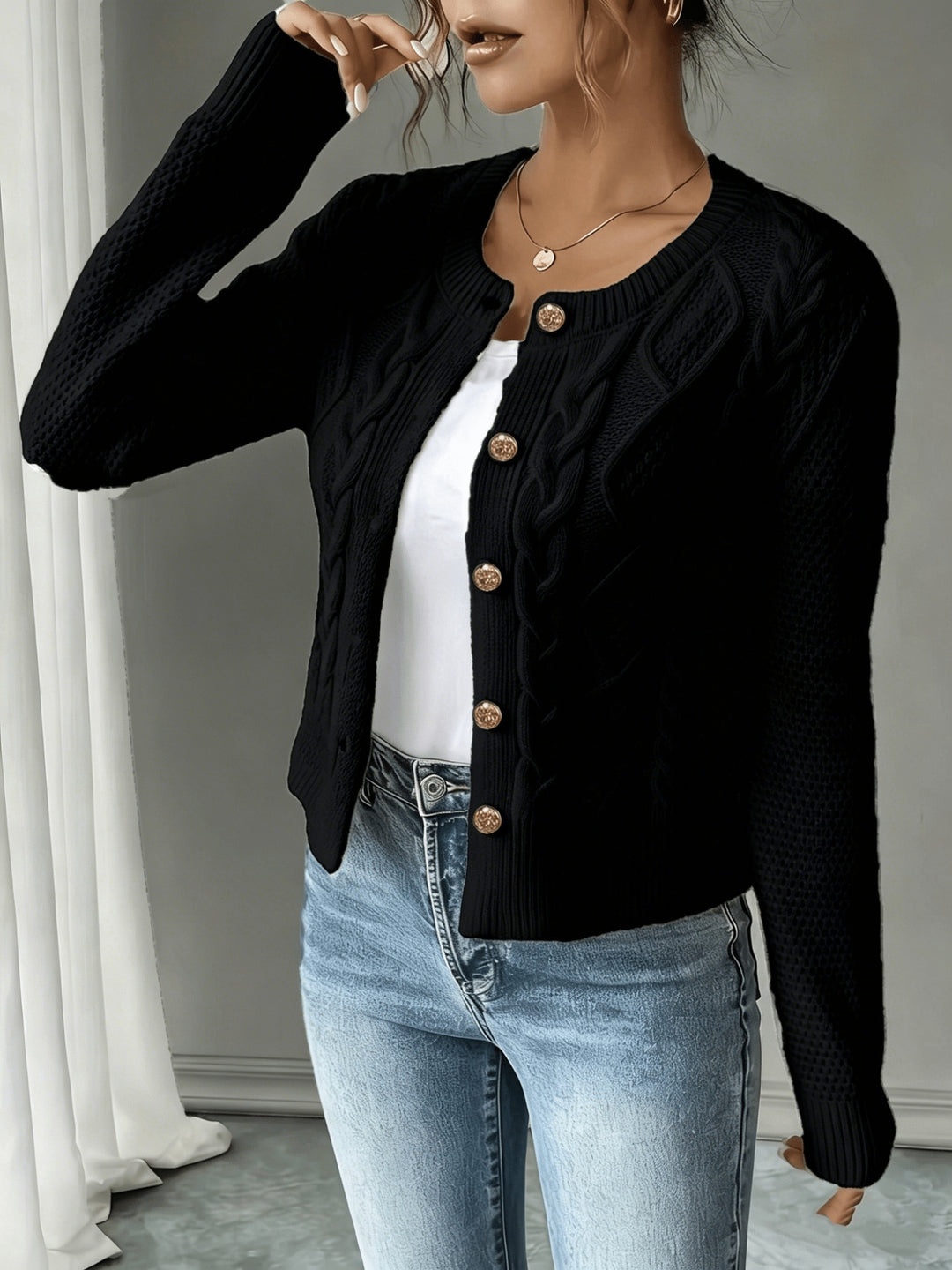 Agnes | Elegante Strickjacke mit Zopfmuster