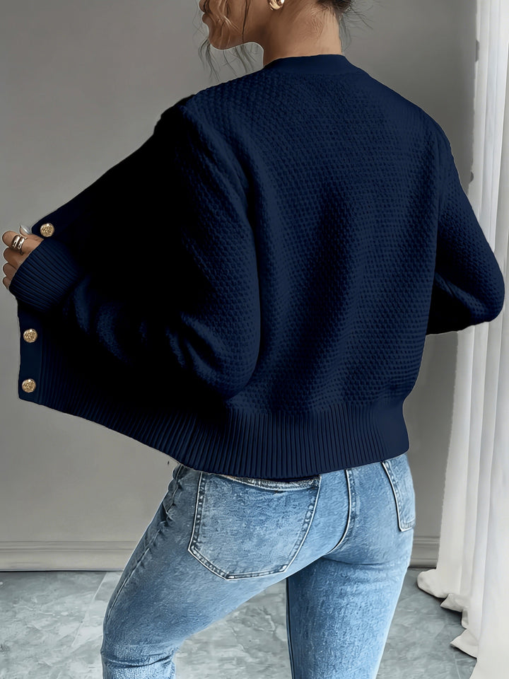 Agnes | Elegante Strickjacke mit Zopfmuster