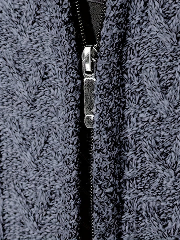 Björn | Strukturierte Strickjacke mit Stehkragen