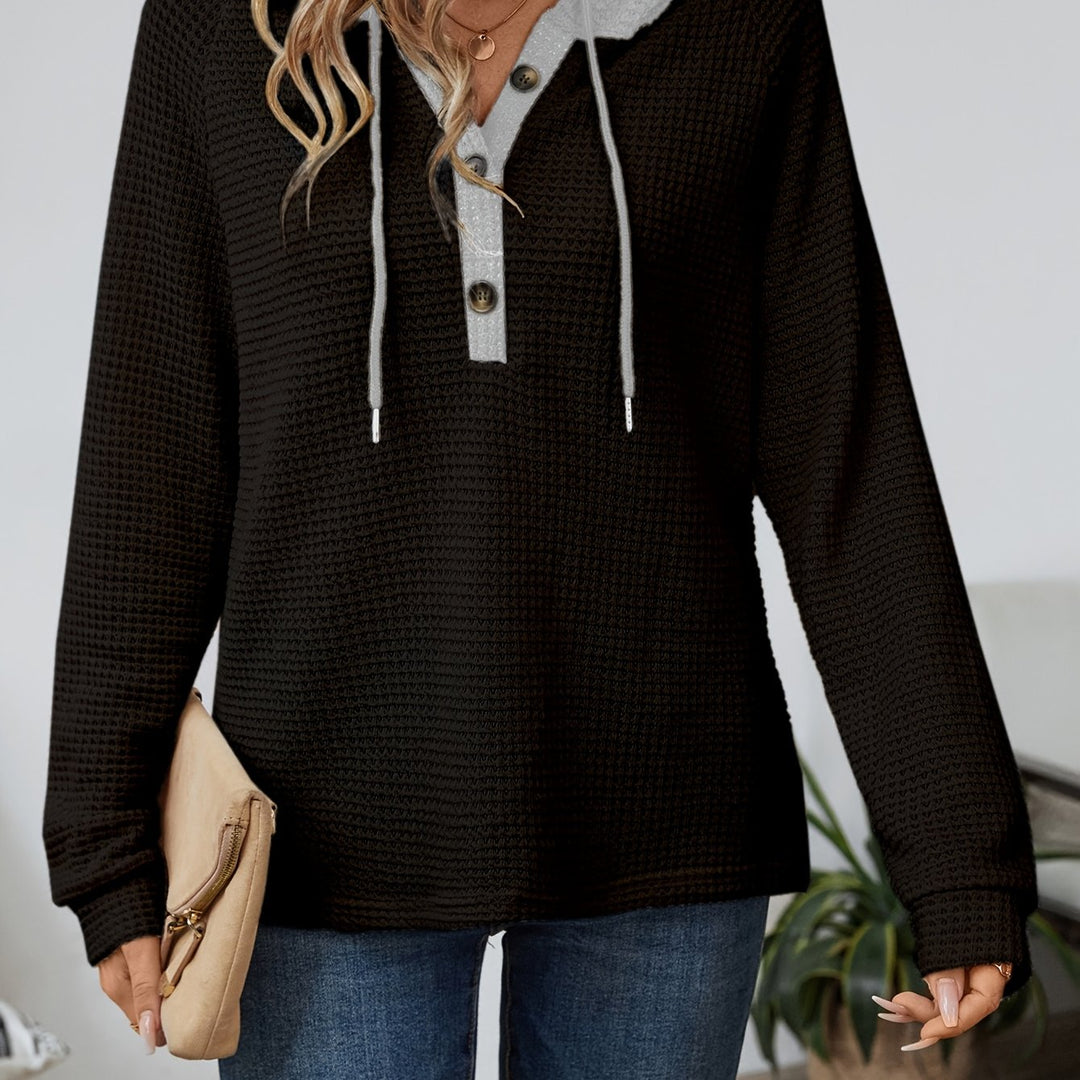 Kordula | Legerer Kapuzenpullover mit Knopfleiste