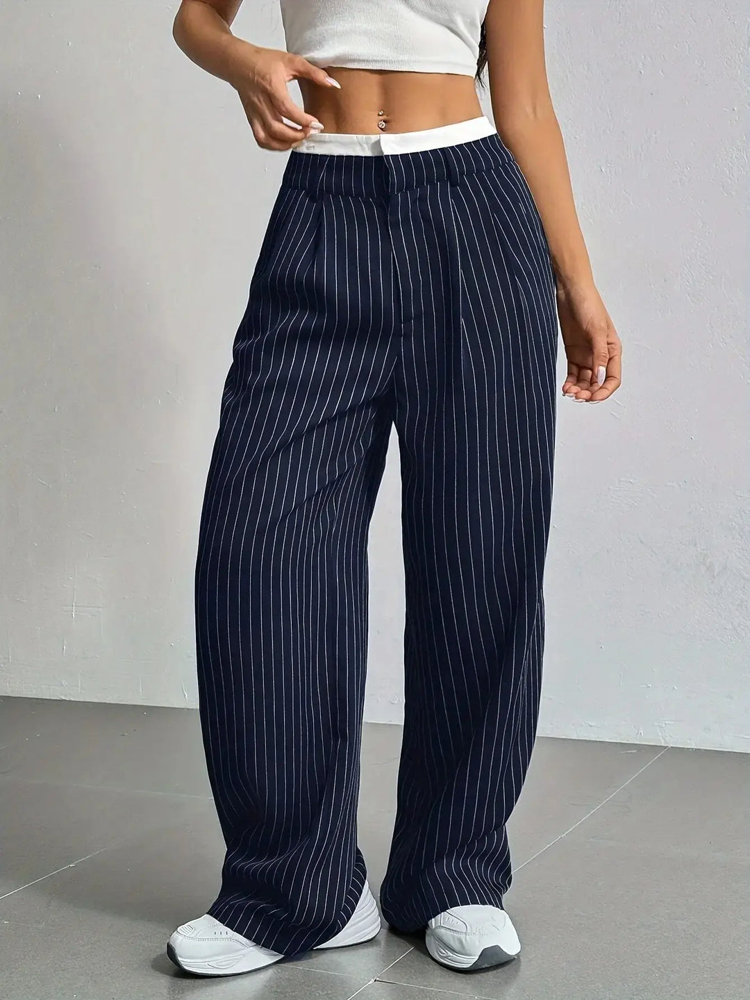 Rosalinde | Elegante Nadelstreifen-Hose