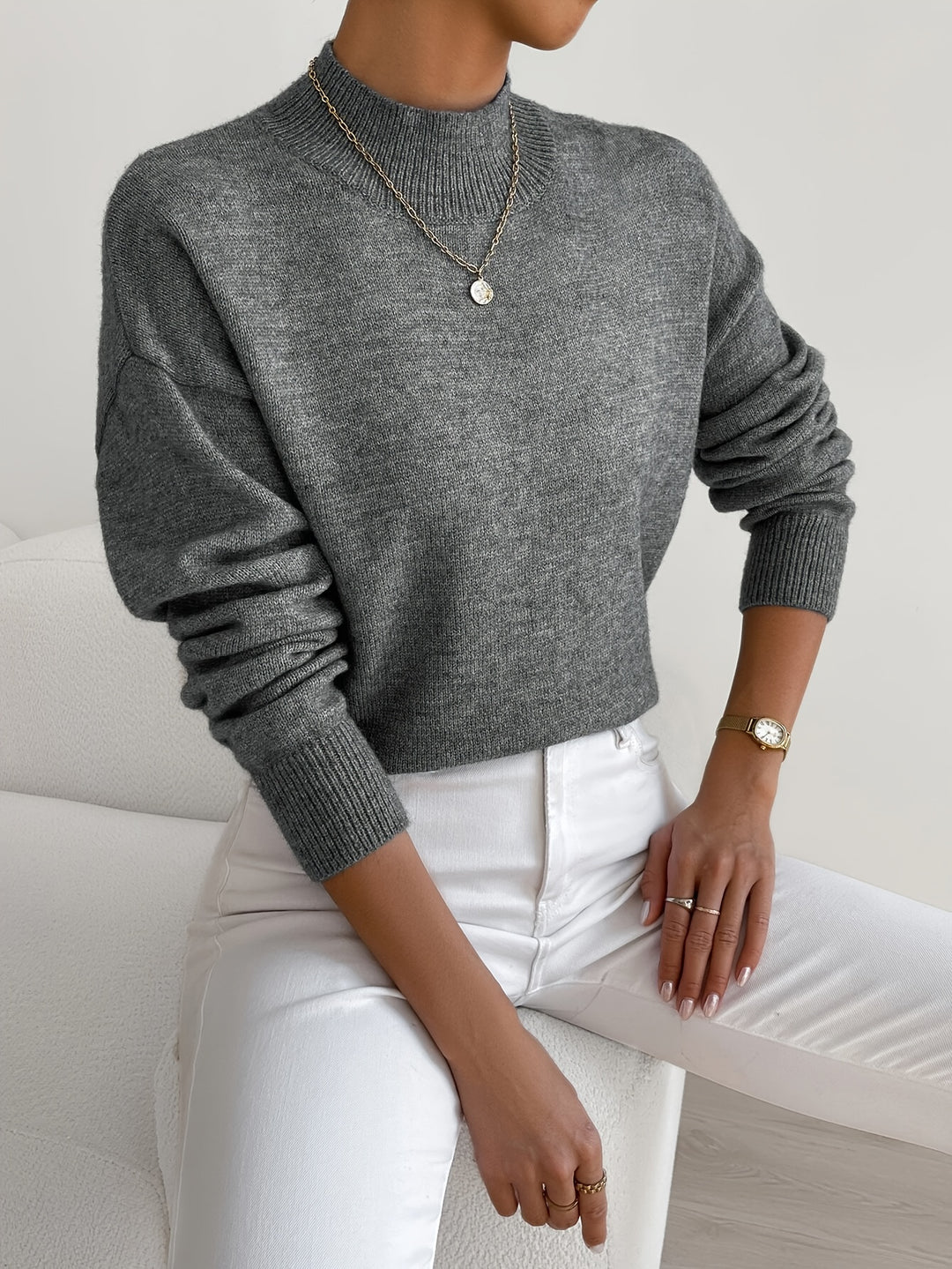 Thekla | Eleganter Stehkragen-Pullover