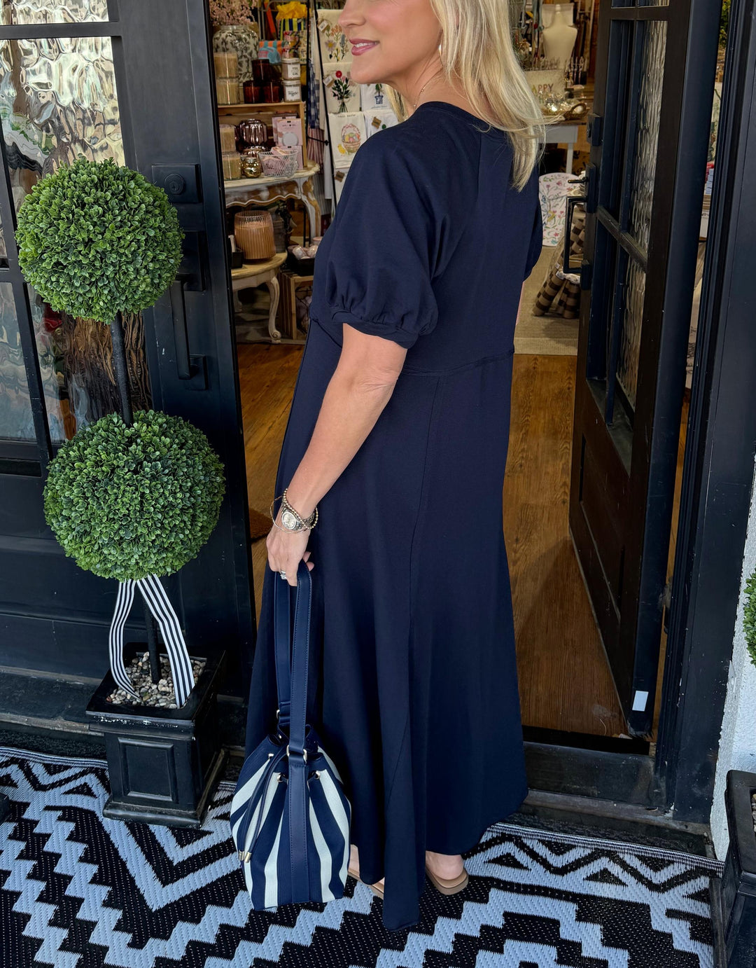 Annegret | Fließendes Puffärmel-Maxikleid