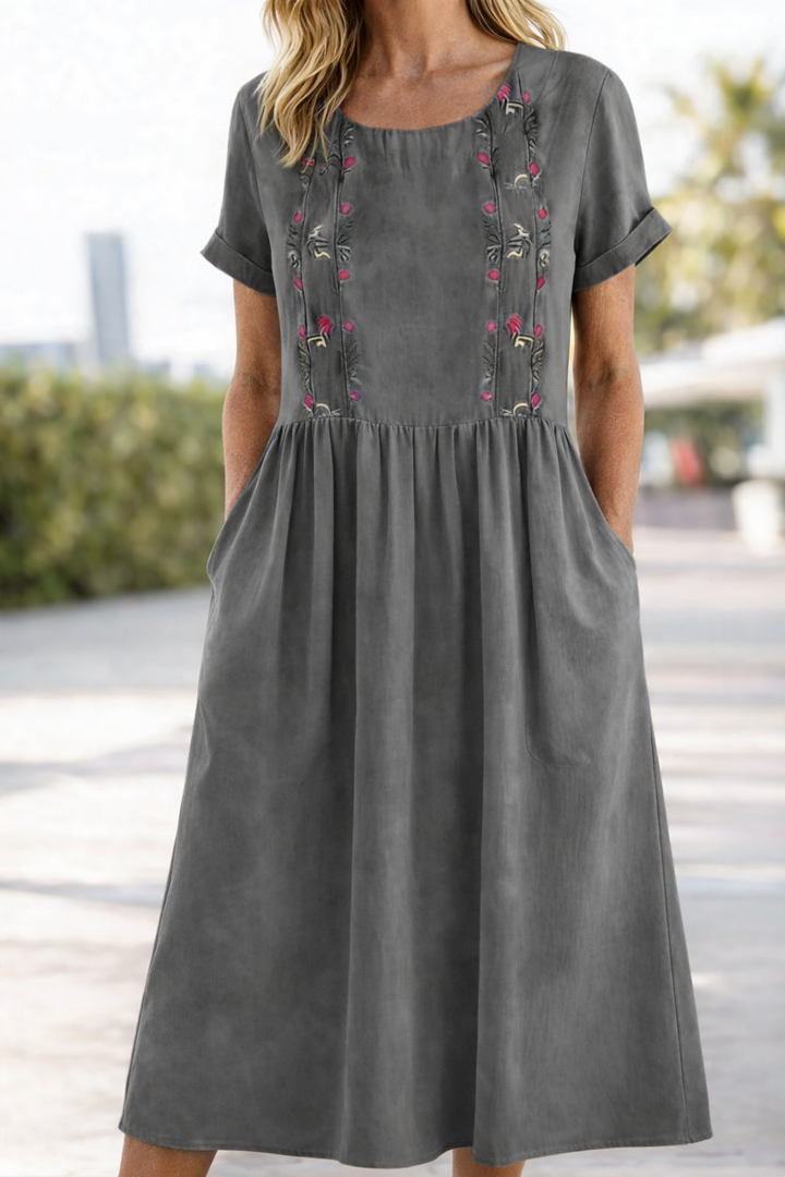 Roswitha | Luftiges Kurzarm-Sommerkleid