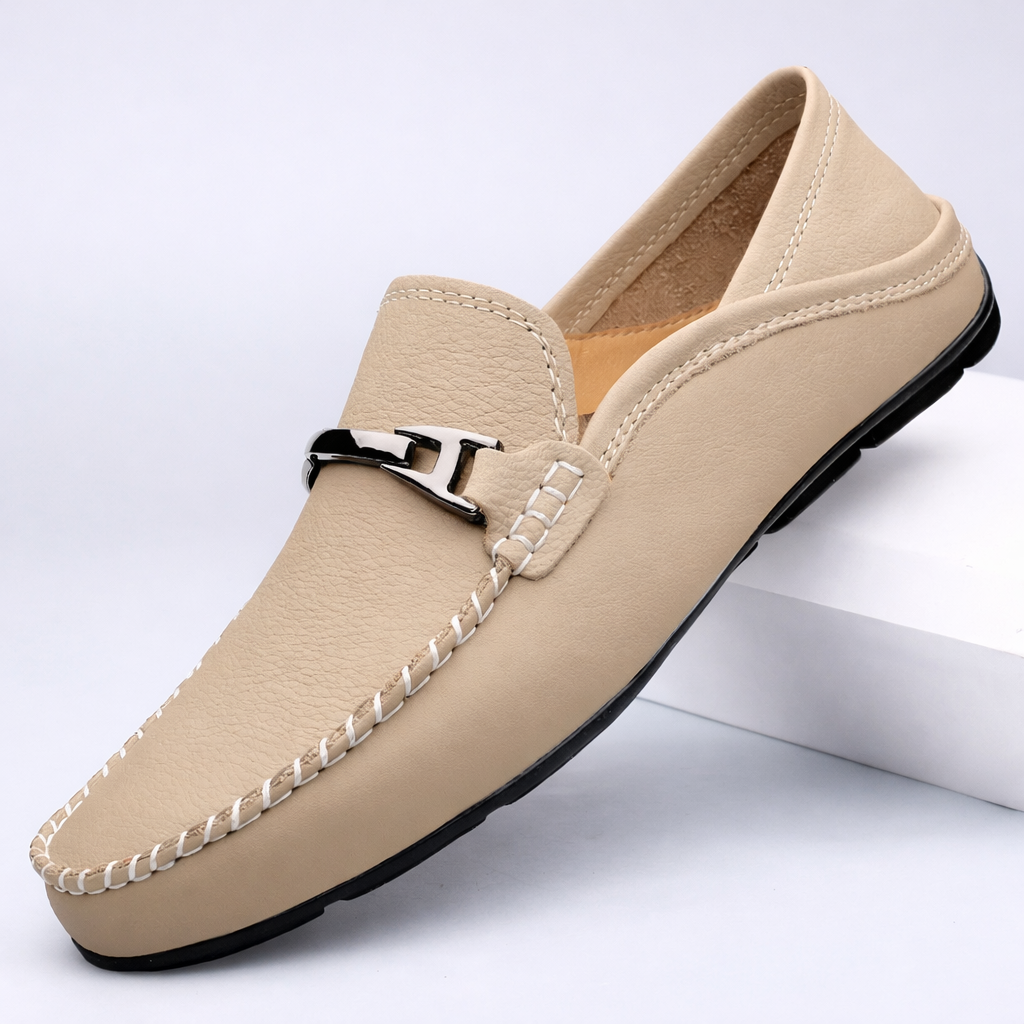 Eberhard | Klassische Slipper zum Hineinschlüpfen