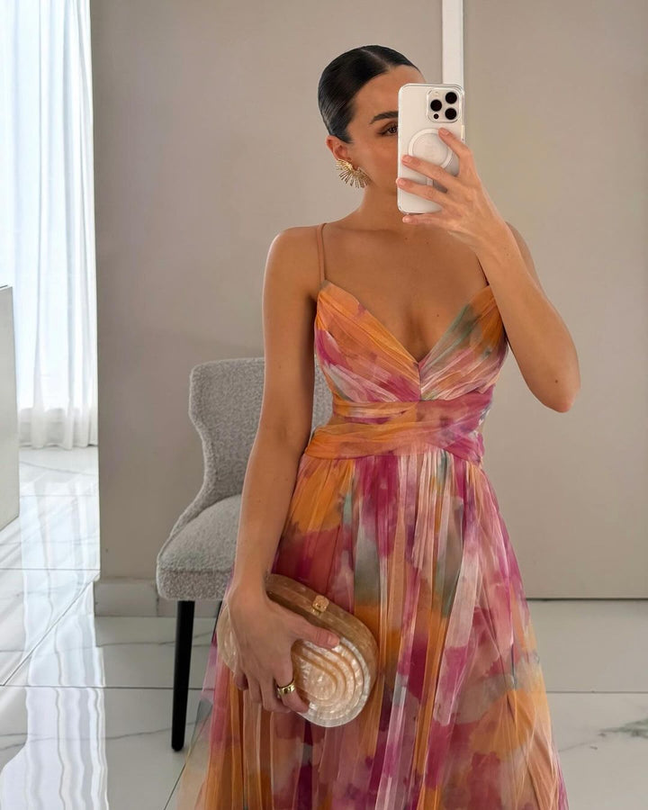Josefine | Fließendes Abendkleid mit Blütenmuster