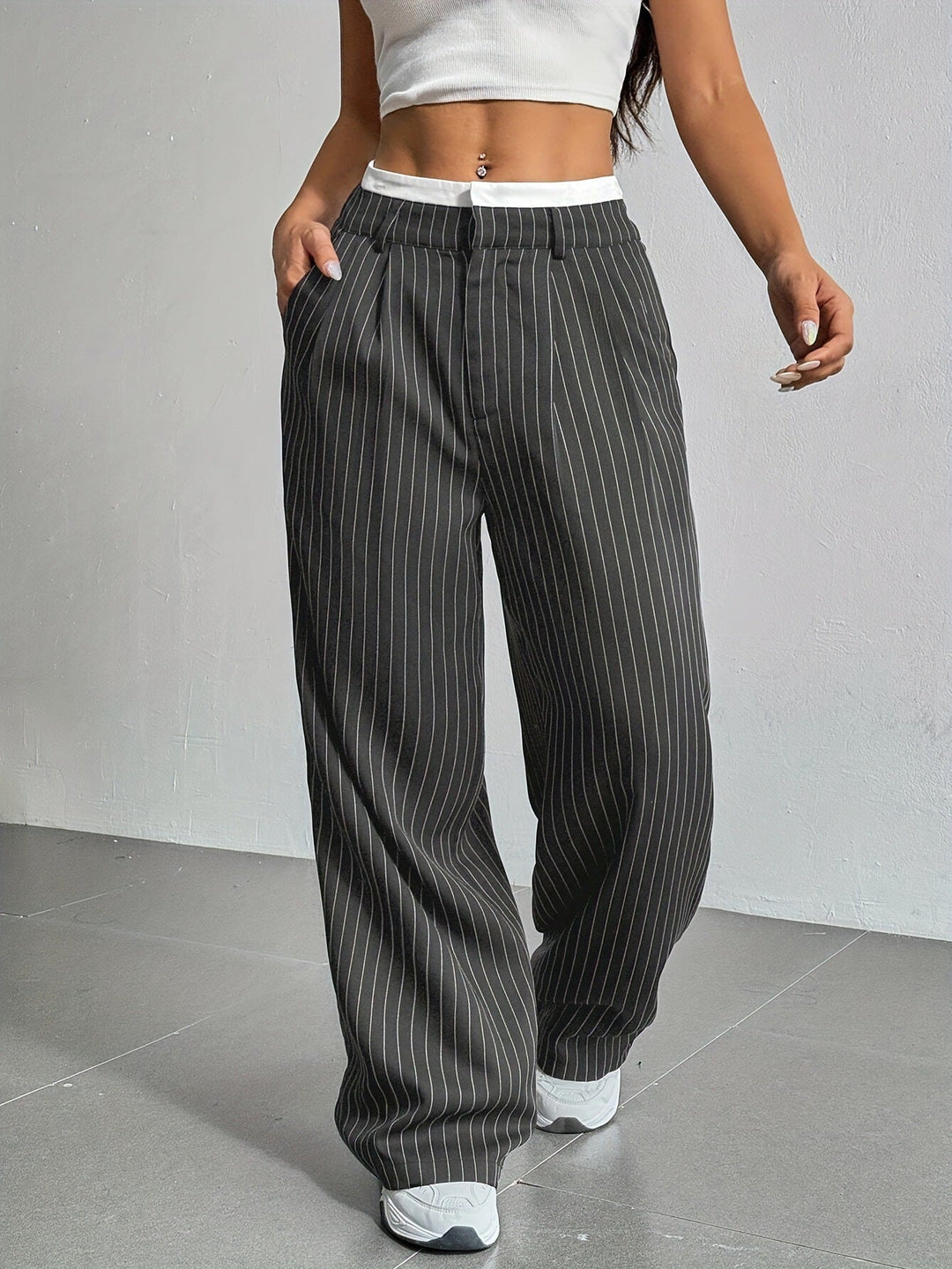 Rosalinde | Elegante Nadelstreifen-Hose