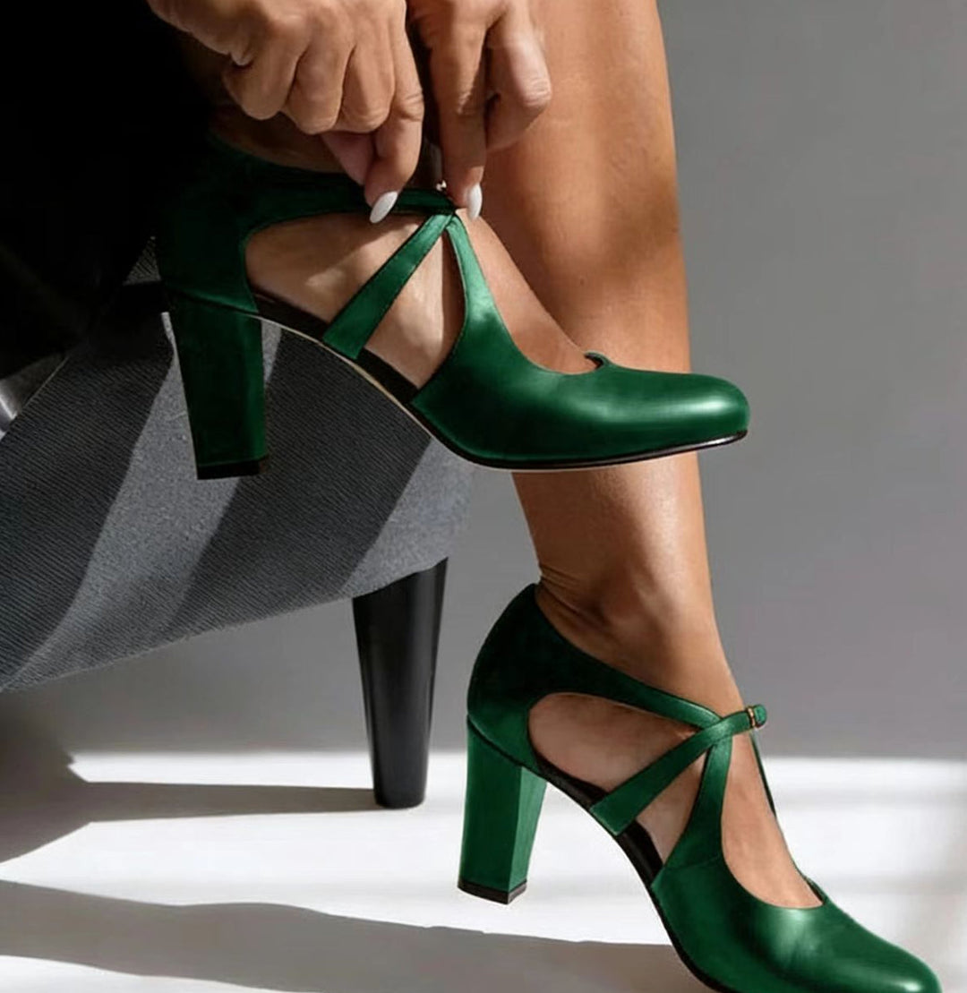 Erika | Elegante Riemchen-Pumps