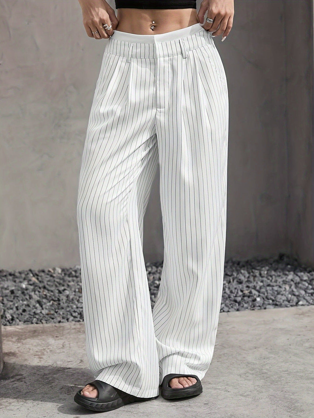 Rosalinde | Elegante Nadelstreifen-Hose