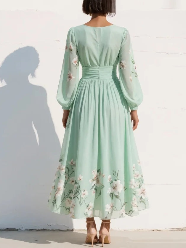 Regine | Florales Midikleid mit V-Ausschnitt
