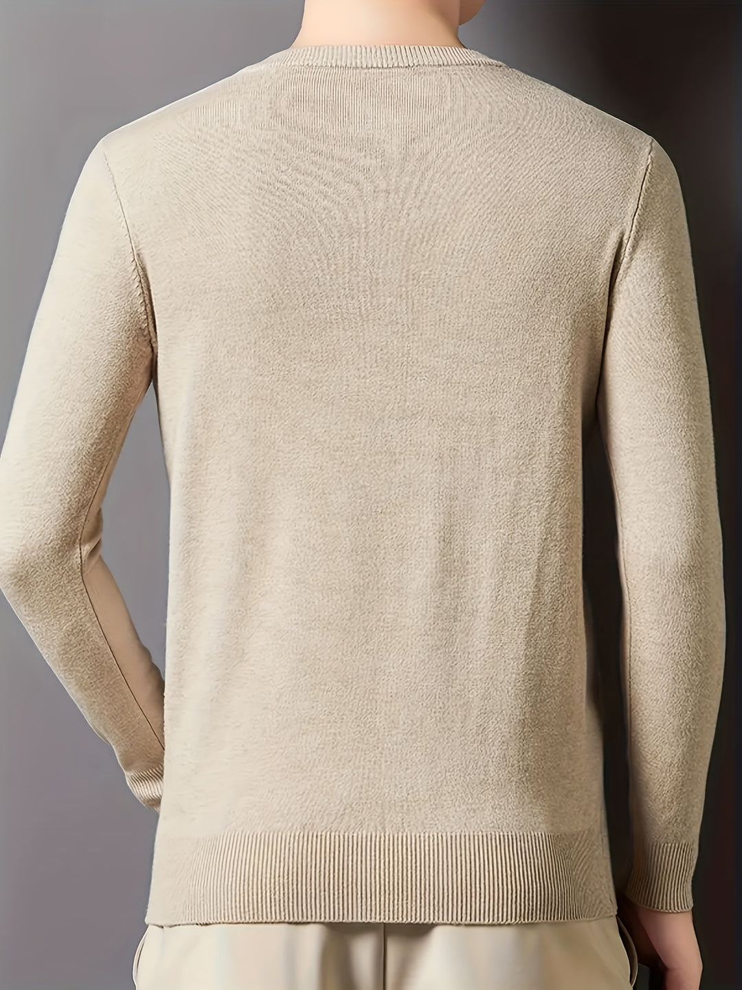 Jens | Klassischer V-Ausschnitt Pullover