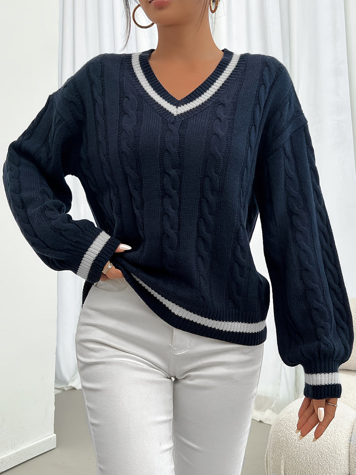 Cordelia | Klassischer Zopfstrick-Pullover mit V-Ausschnitt