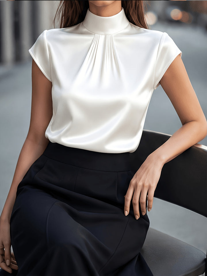 Sylvia | Elegante Stehkragen-Bluse mit Faltendetail