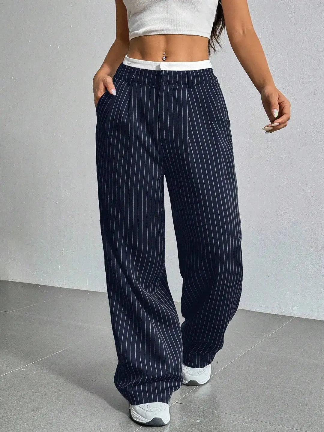 Rosalinde | Elegante Nadelstreifen-Hose