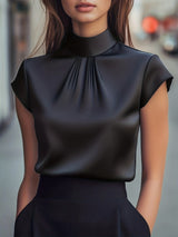 Sylvia | Elegante Stehkragen-Bluse mit Faltendetail