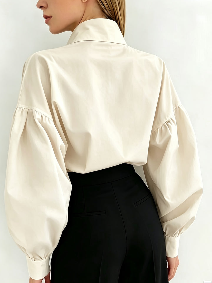 Hedda | Elegante Bluse mit markantem Kragen