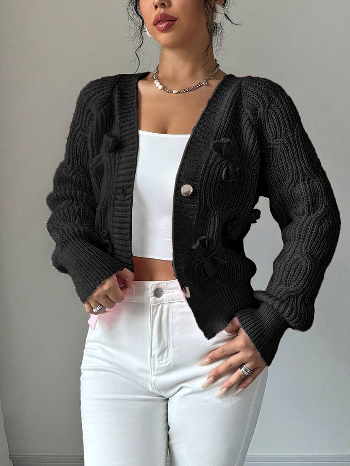 Editha | Zarte Schleifen-Strickjacke