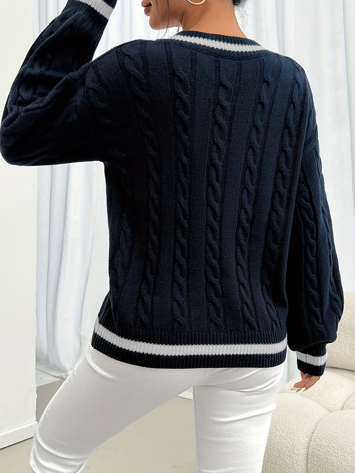 Cordelia | Klassischer Zopfstrick-Pullover mit V-Ausschnitt
