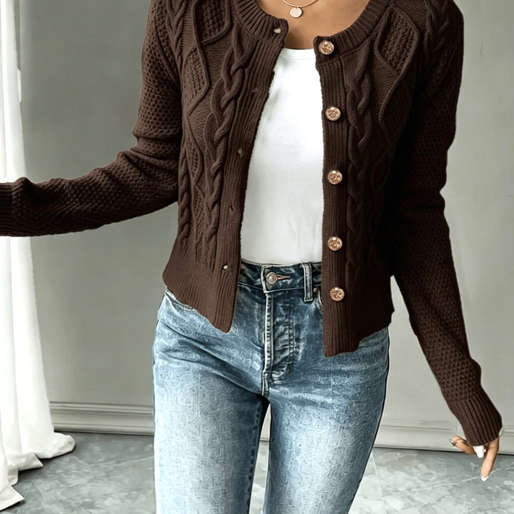 Agnes | Elegante Strickjacke mit Zopfmuster