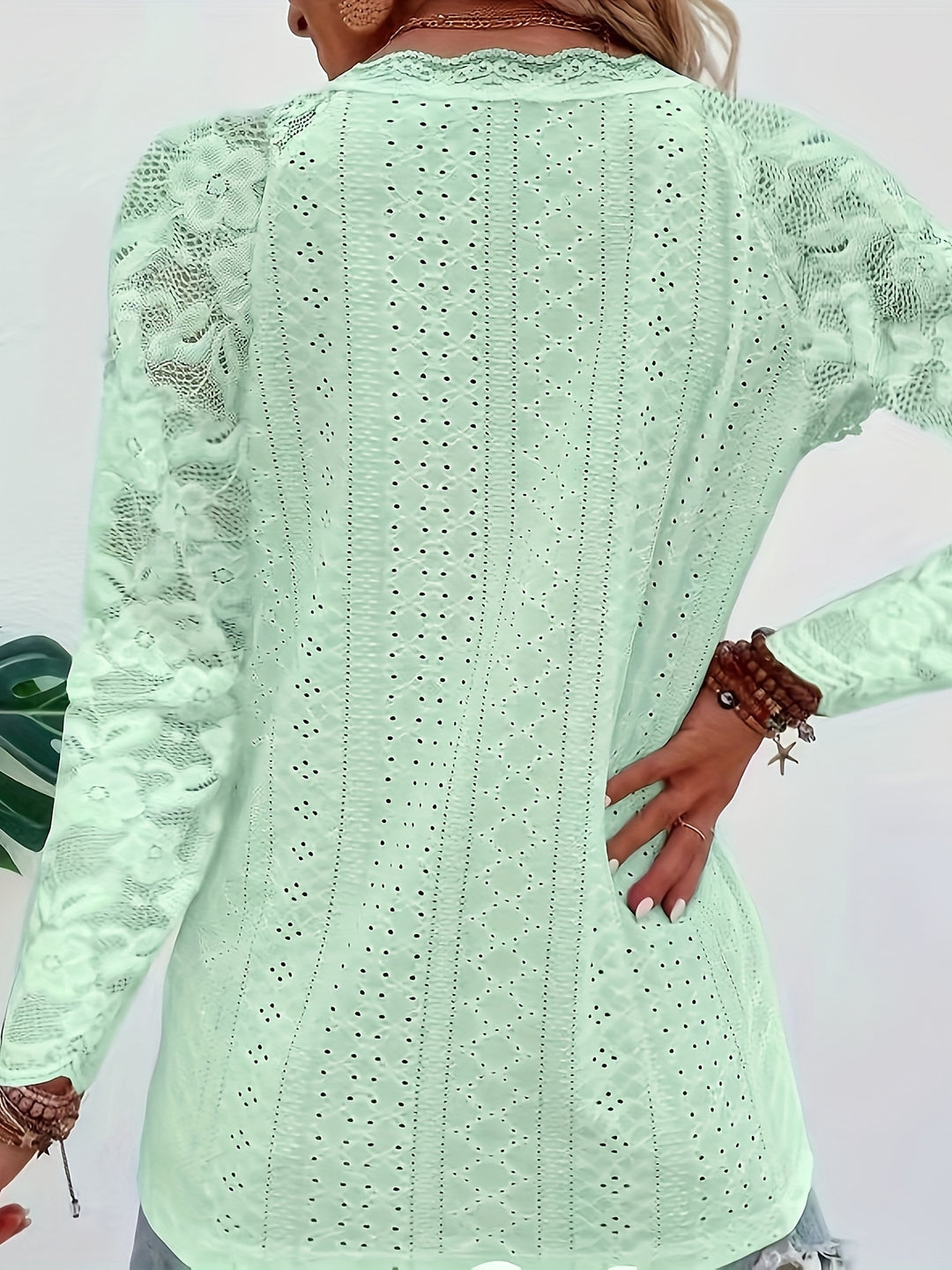 Rieke | Elegantes Spitzen-Oberteil mit Schnürausschnitt