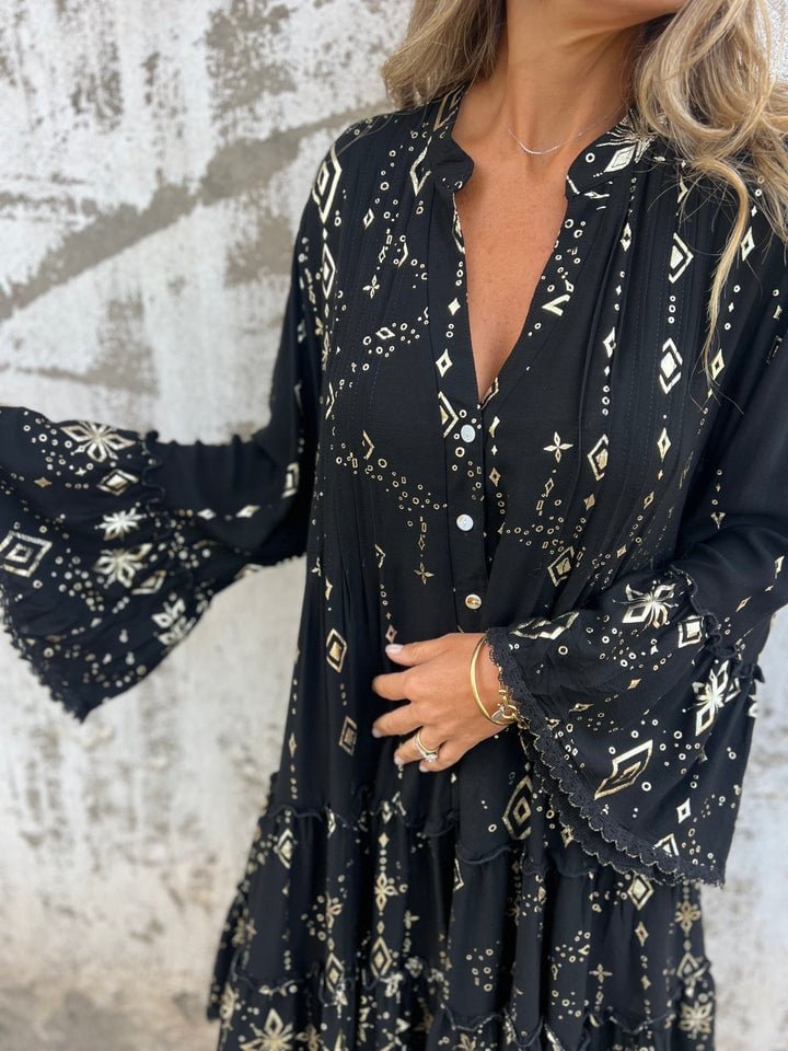 Elfriede | Damen Boho Stufenkleid V-Ausschnitt Dreiviertel-Ärmel