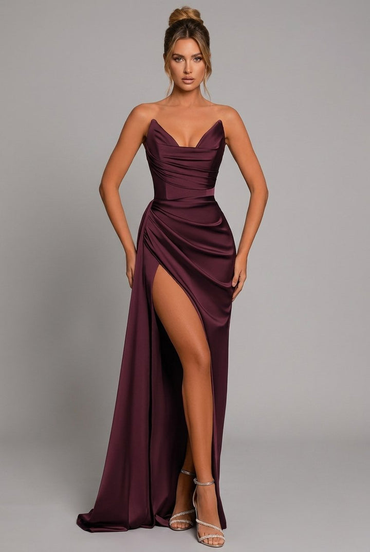 Lena | Damen Trägerlos Satin Maxikleid Gerafft Herzausschnitt Beinschlitz