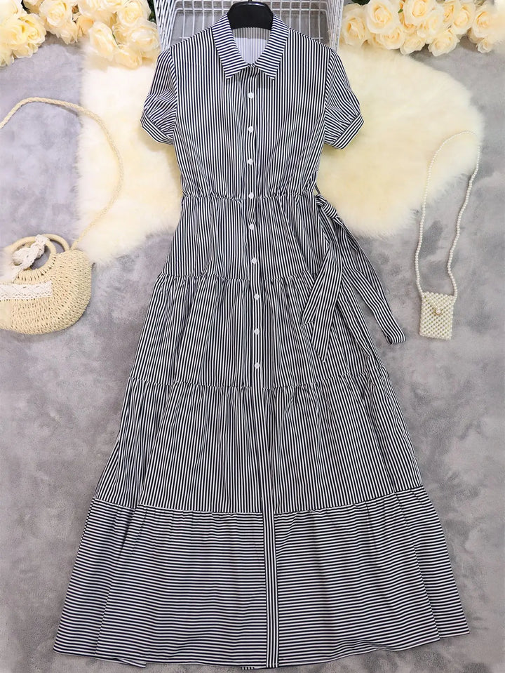 Luisa | Damen Gestreiftes Polo-Kragen Maxi Hemdkleid mit Bindegürtel