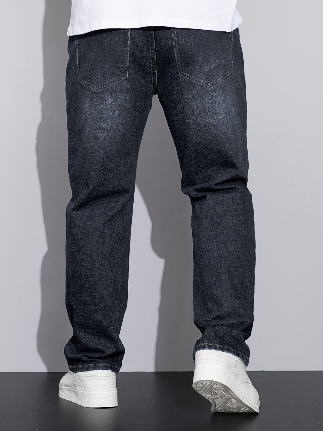 Julius | Bequeme Straight-Fit Jeans