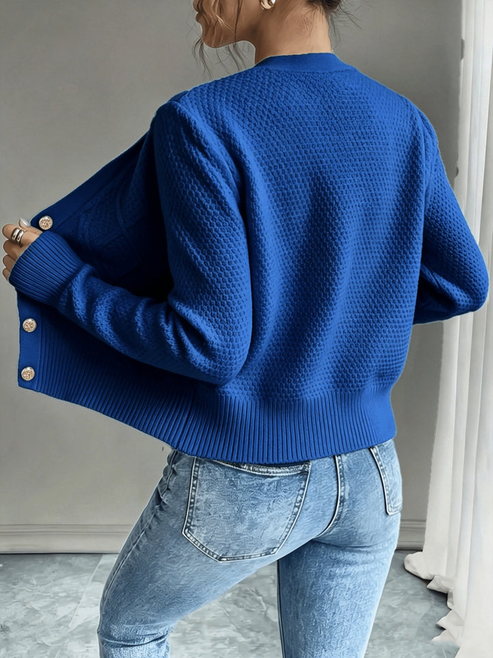 Agnes | Elegante Strickjacke mit Zopfmuster