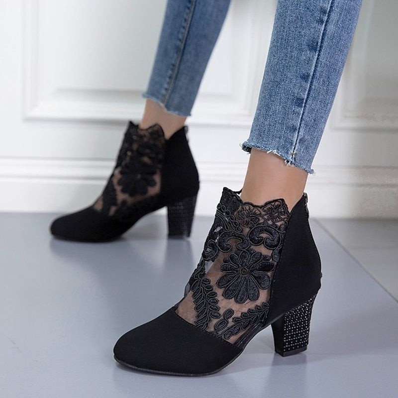 Irmtraud | Festliche Stiefeletten mit Blockabsatz