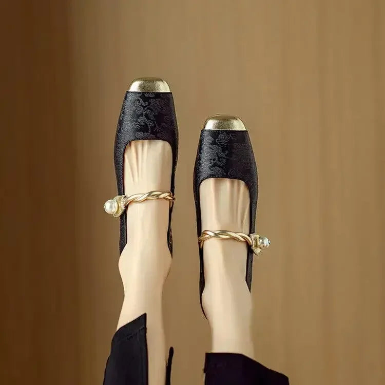 Ottilie | Elegante Spangenschuhe mit Perlenzier