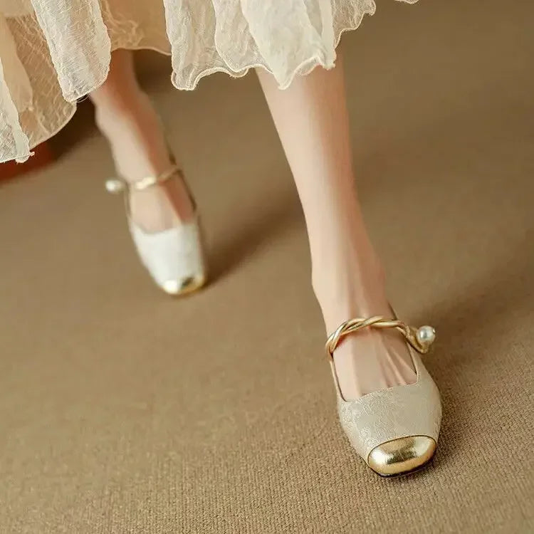 Ottilie | Elegante Spangenschuhe mit Perlenzier