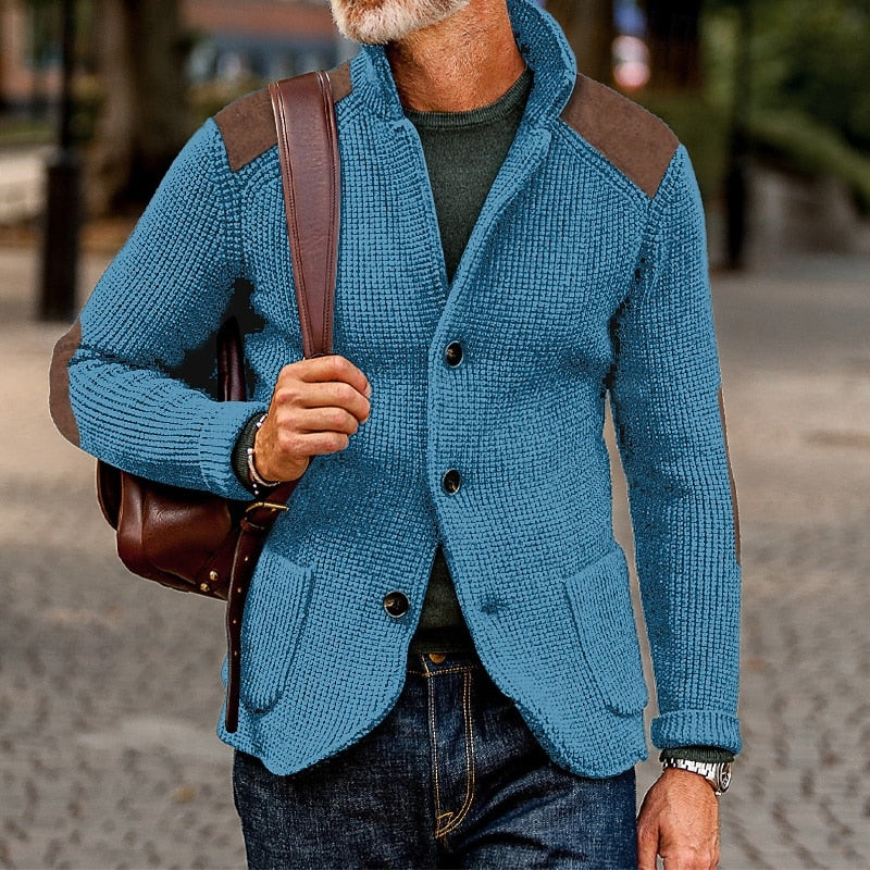 Holger | Markante Strickjacke mit Stehkragen