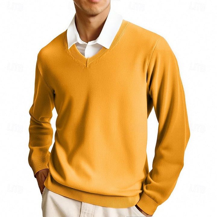 Dietmar | Klassischer Pullover mit V-Ausschnitt