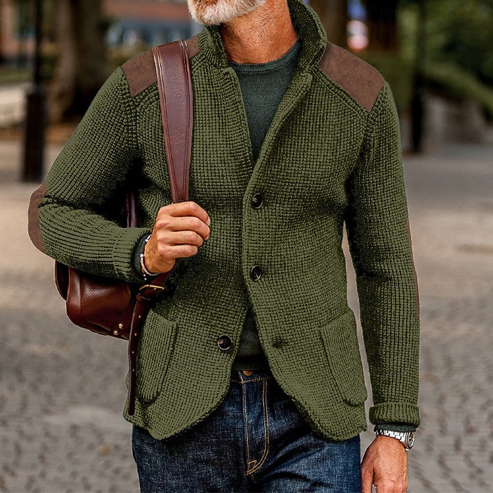 Holger | Markante Strickjacke mit Stehkragen