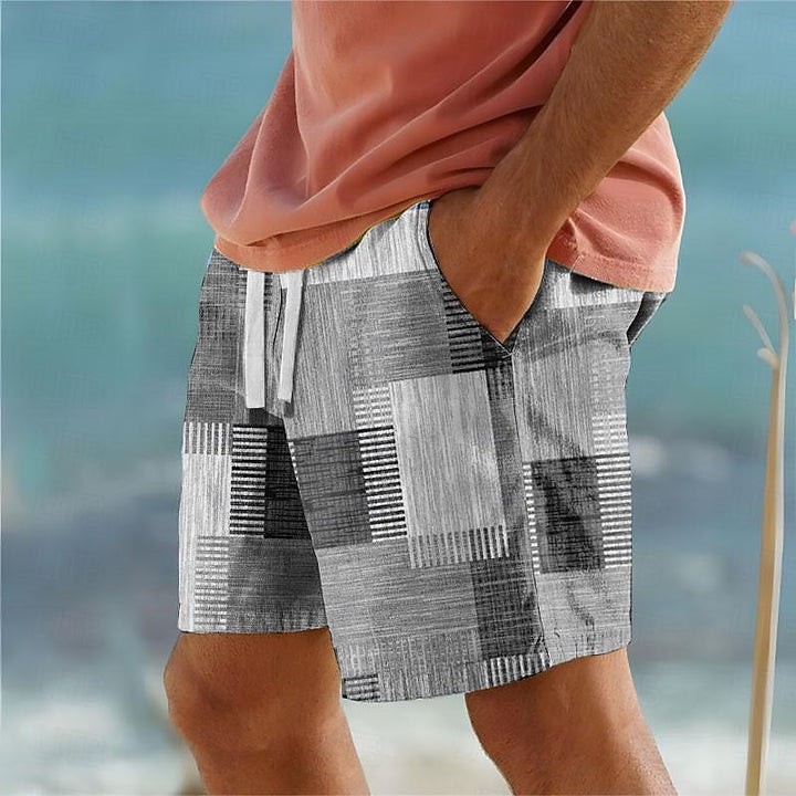 Torben | Sommerliche Badeshorts im Karo-Design