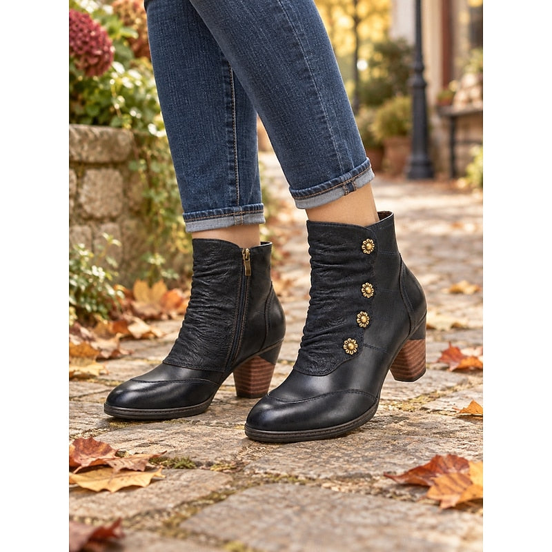 Ursula | Elegante Stiefeletten mit Zierknöpfen und Blockabsatz