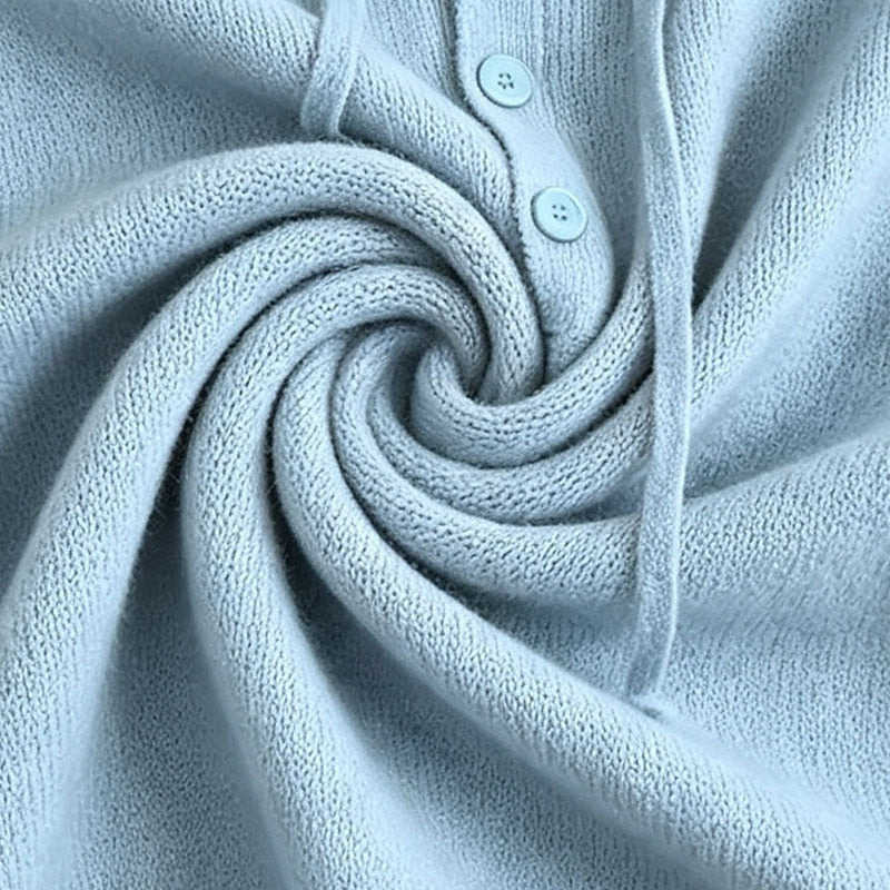 Cordelia | Weicher Kapuzen-Pullover mit Knopfleiste